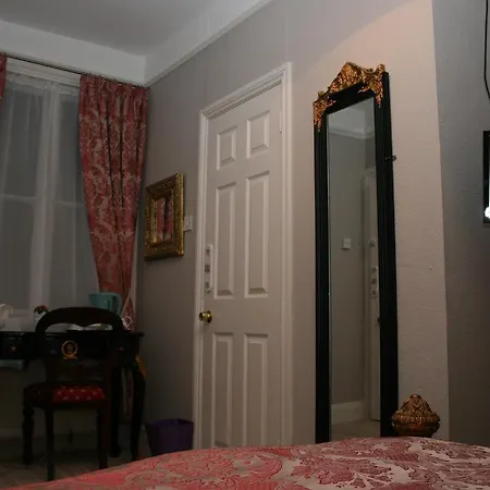 Bed & Breakfast Weston House